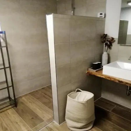 Blockhaus Juka アパート Vinningen